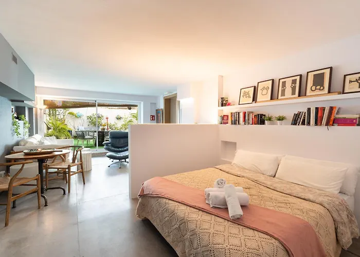 Sitges Beach Hostal * Σίτζες