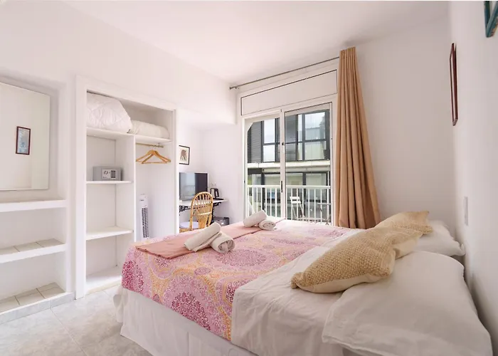 Sitges Beach Hostal Πανσιόν Σίτζες