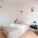 Sitges Beach Hostal 게스트하우스 *