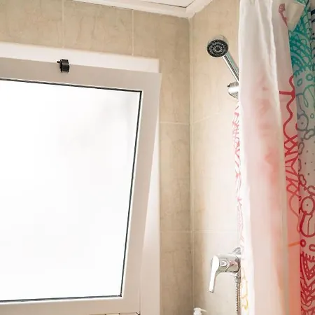 Sitges Beach Hostal Сиджес