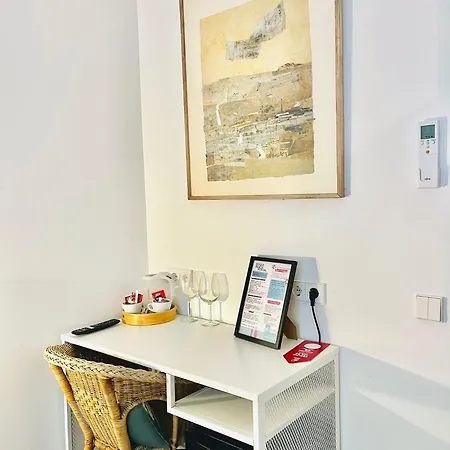 Sitges Beach Hostal