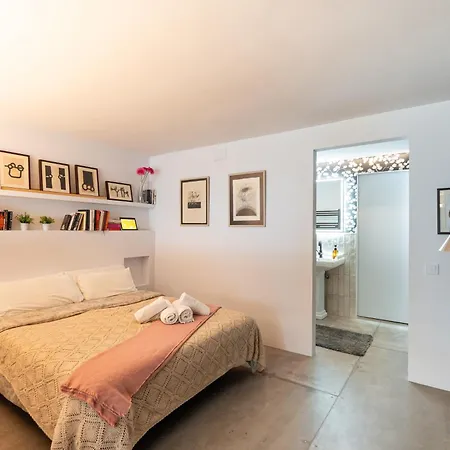 Pensjonat Sitges Beach Hostal
