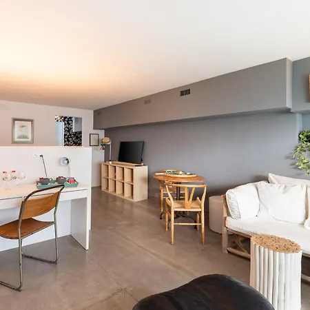 Гостевой дом Sitges Beach Hostal *