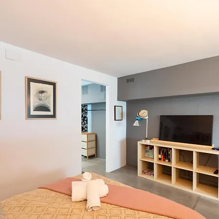 Sitges Beach Hostal *