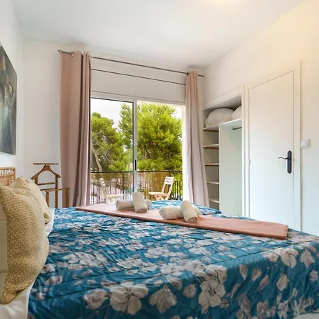Sitges Beach Hostal Сиджес