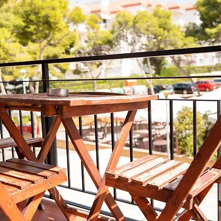 Sitges Beach Hostal Гостьовий будинок Сіджас