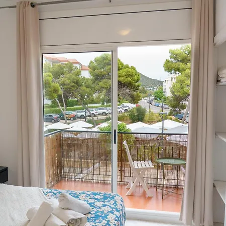 Гостьовий будинок Sitges Beach Hostal